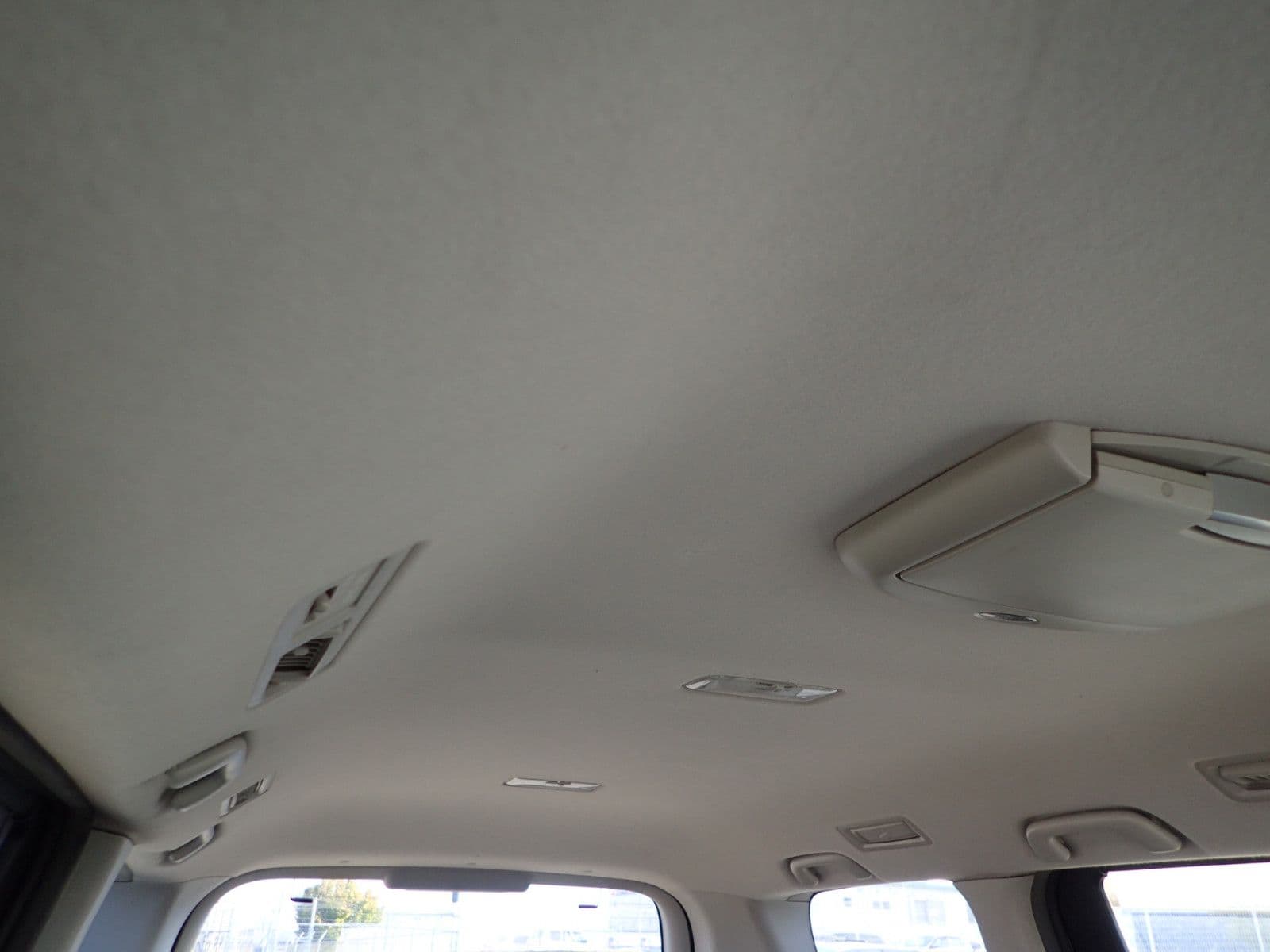 Vehicle SU00001113 large view 26