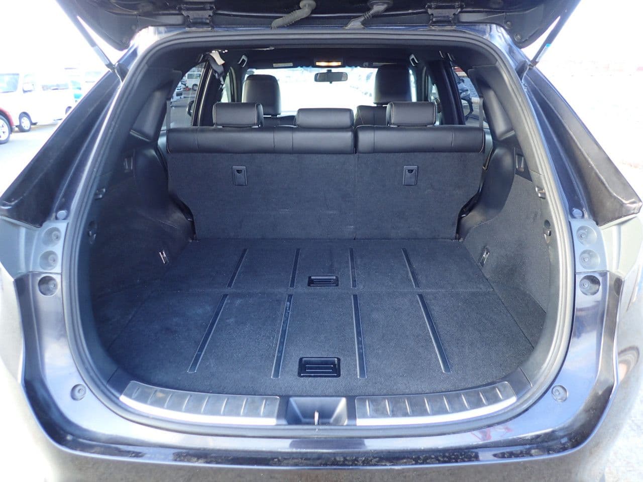 Vehicle SU00001131 large view 22