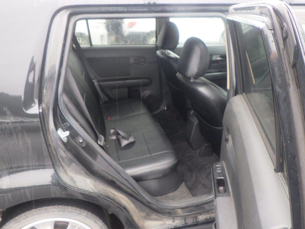 Vehicle SU00001122 large view 21