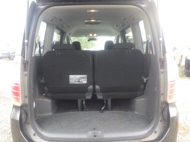 Vehicle SU00001146 large view 21