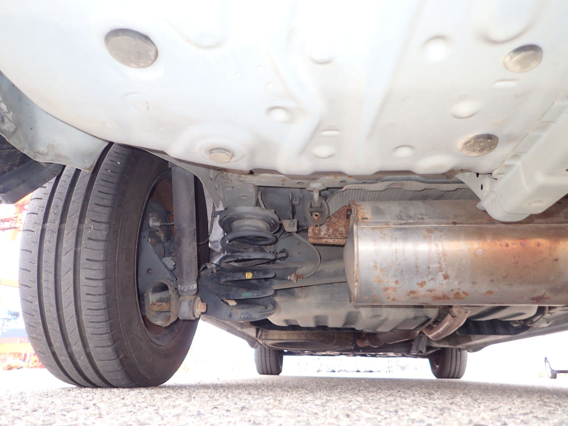 Vehicle SU00001153 large view 16