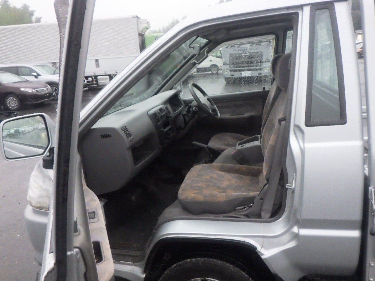 Vehicle SU00001142 large view 20