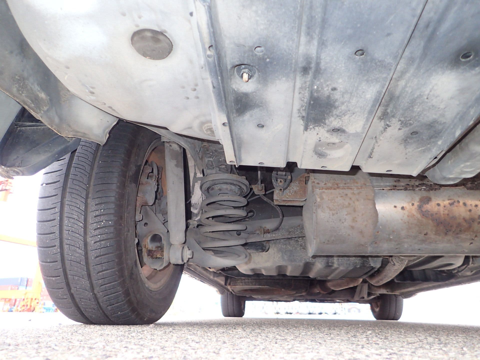 Vehicle SU00001147 large view 16