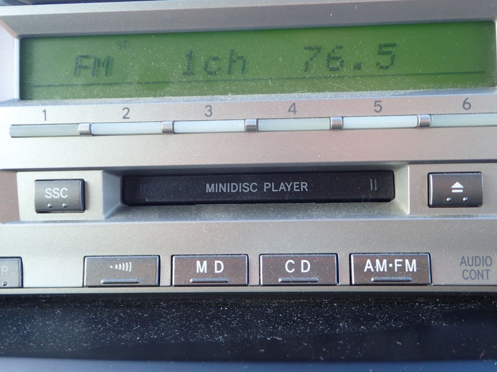 Vehicle SU00001133 large view 33