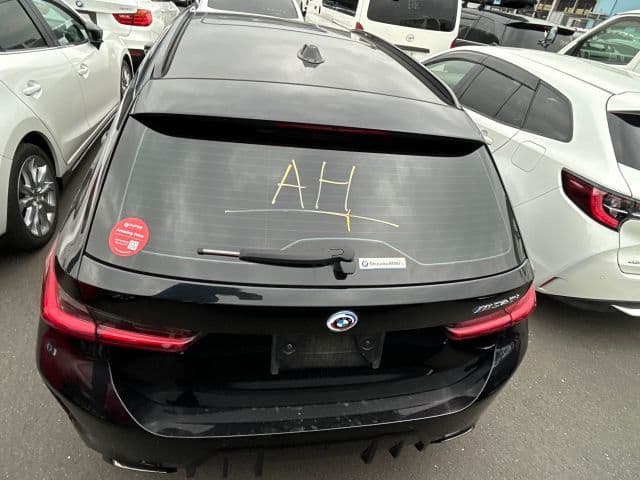 Vehicle SU00001140 large view 4