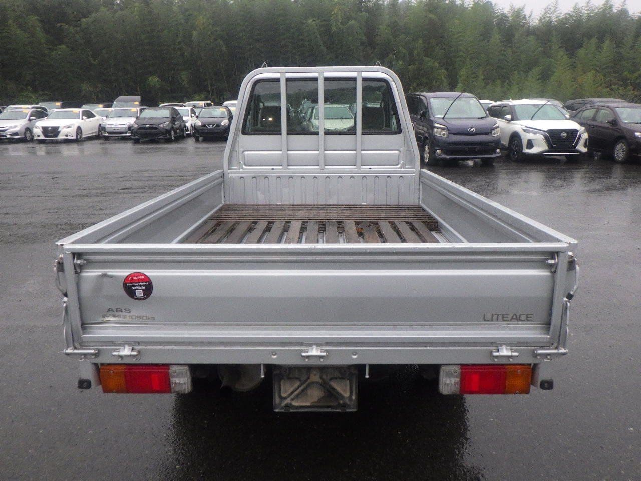 Vehicle SU00001142 large view 5