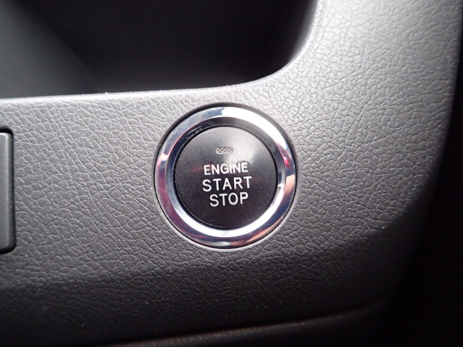 Vehicle SU00001135 large view 39