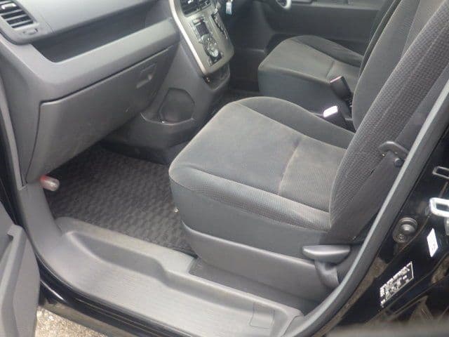 Vehicle SU00001143 large view 22