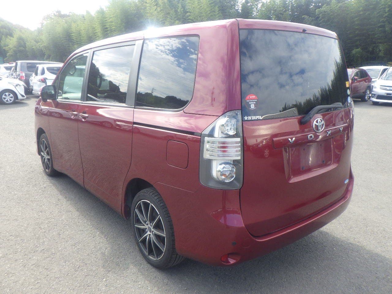 Vehicle SU00001136 large view 4