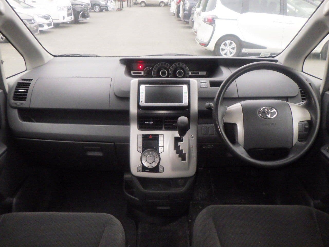 Vehicle SU00001149 large view 26