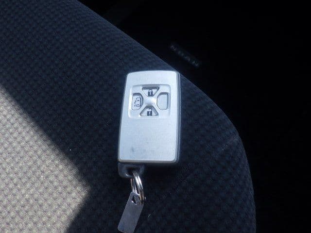 Vehicle SU00001144 large view 33