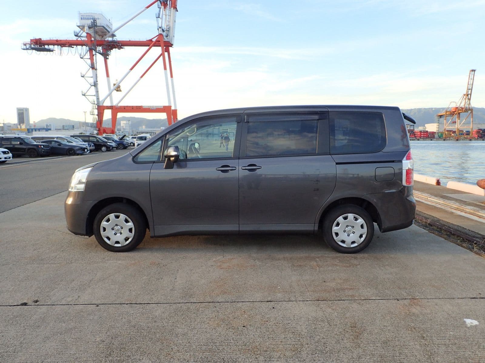 Vehicle SU00001133 large view 3