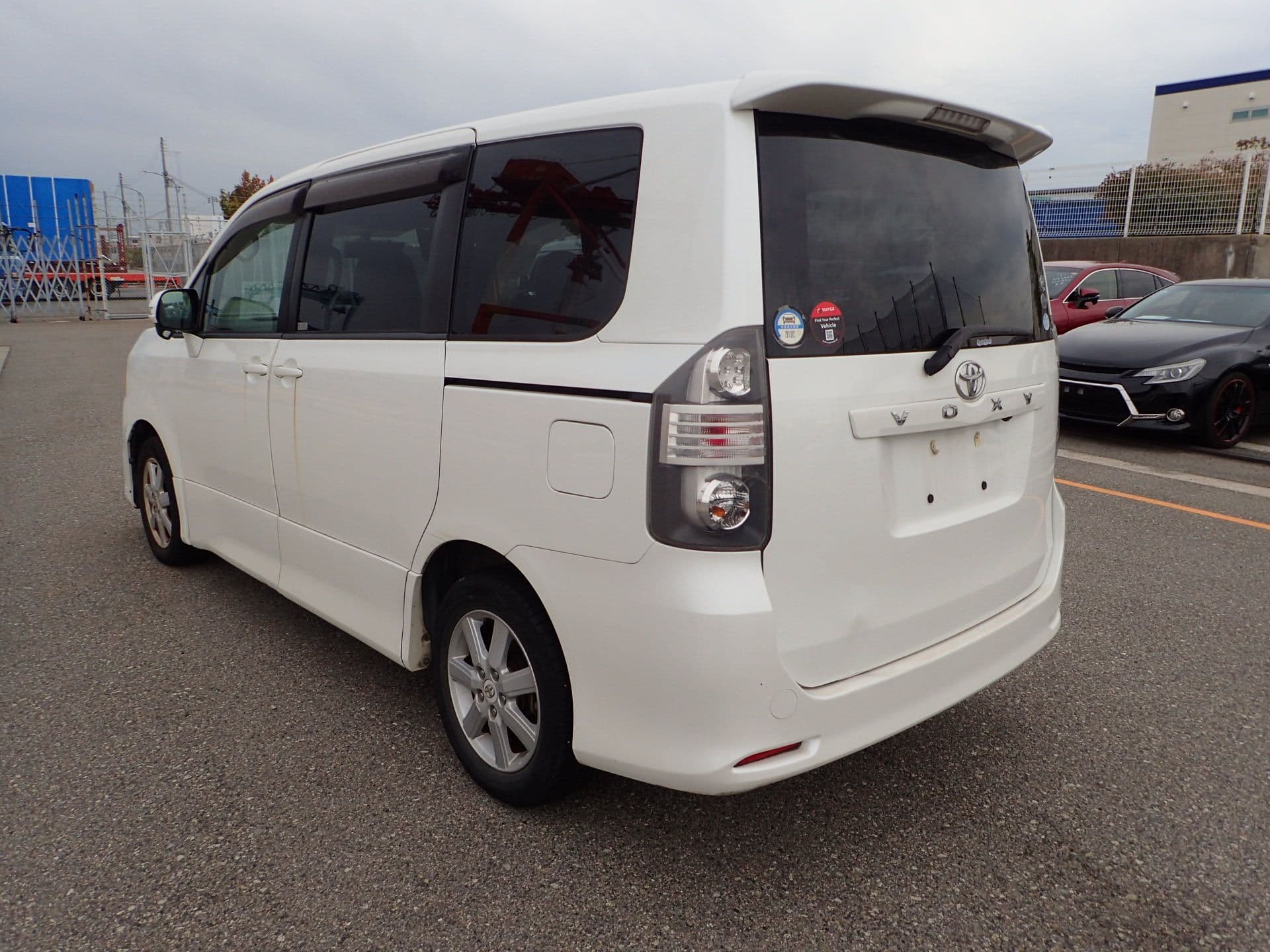 Vehicle SU00001147 large view 4