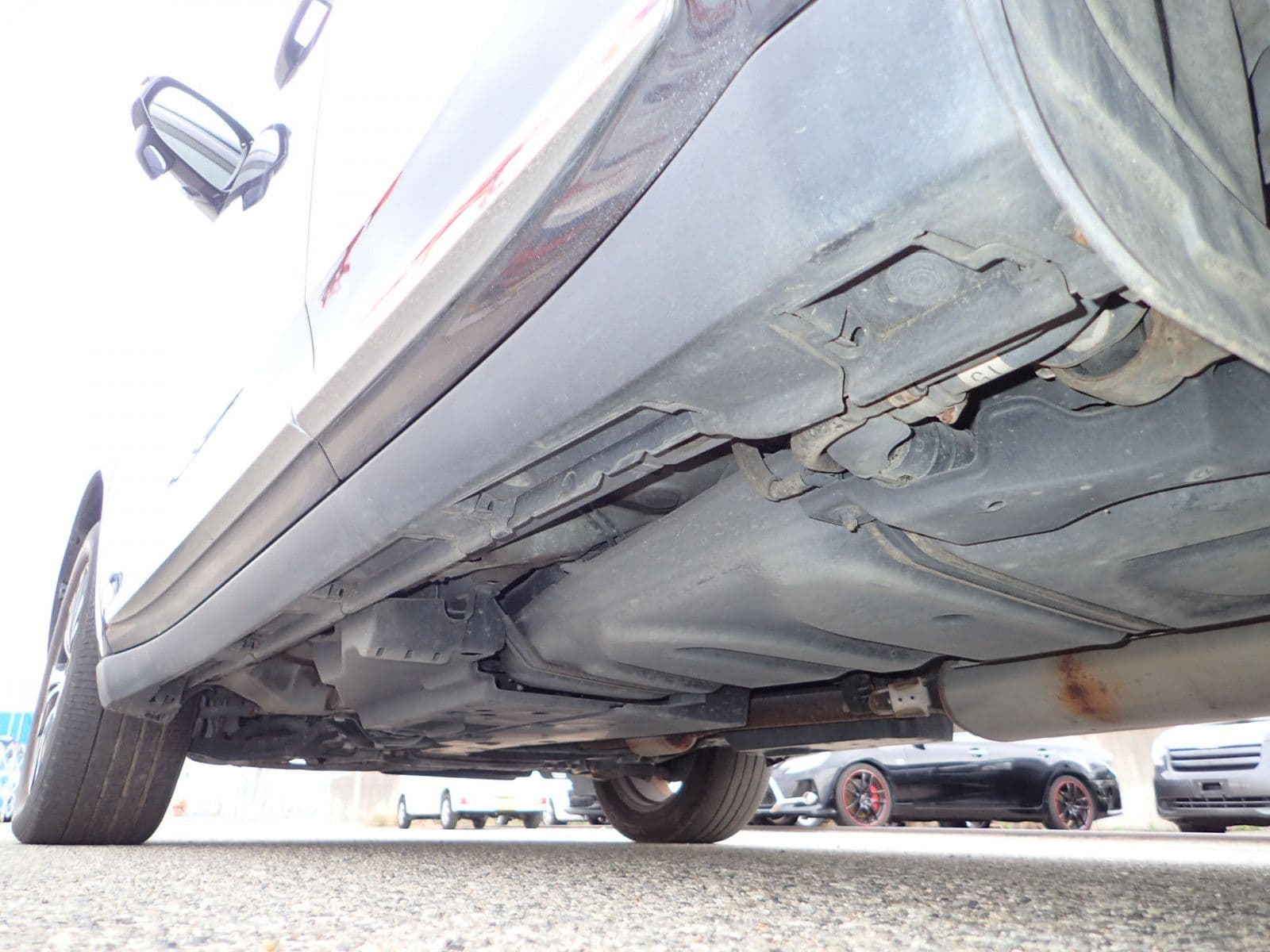 Vehicle SU00001127 large view 19