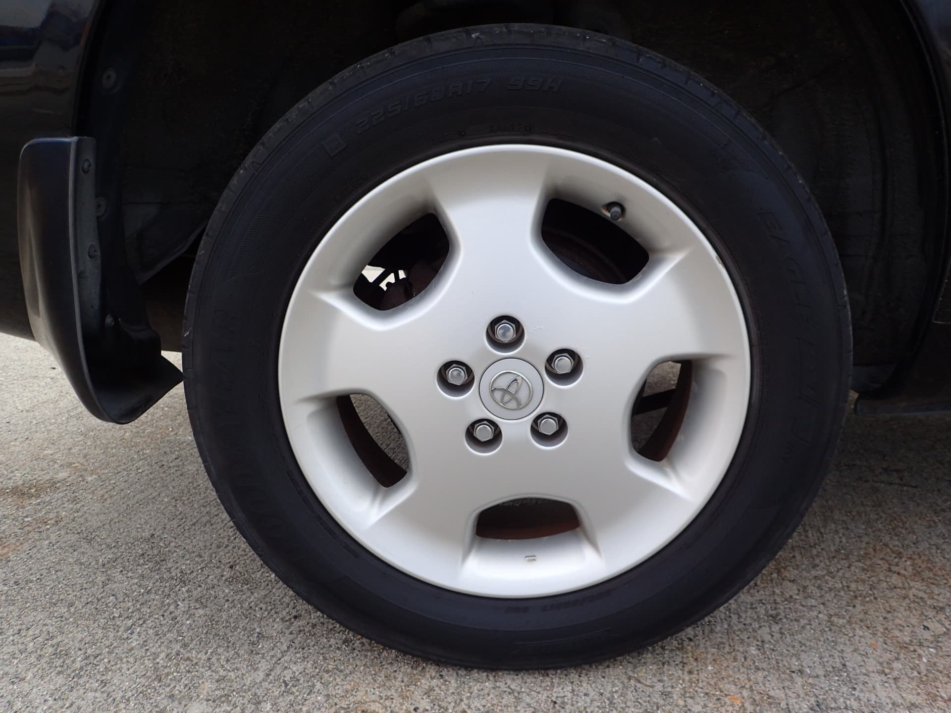 Vehicle SU00001174 large view 11