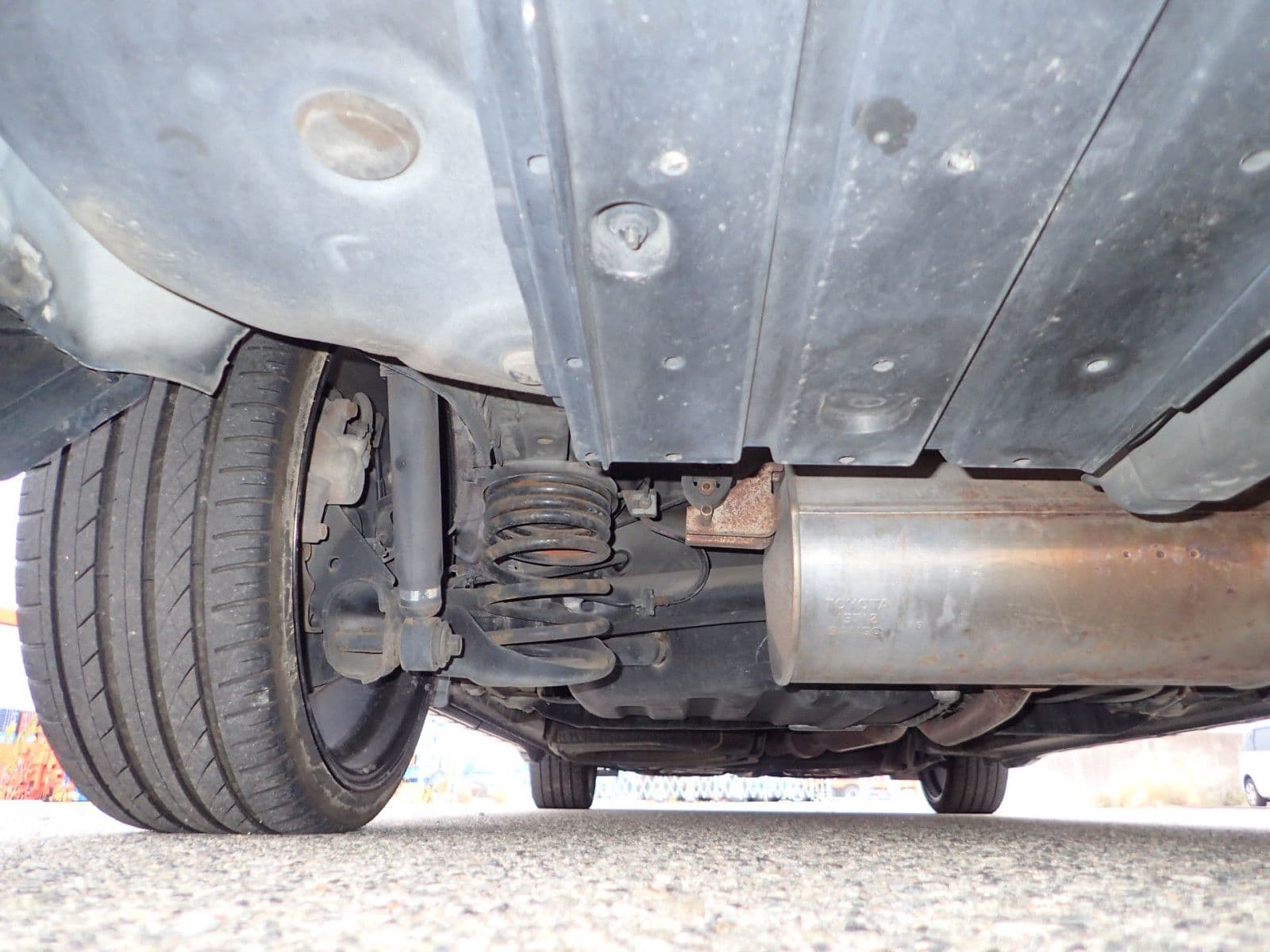 Vehicle SU00001135 large view 16