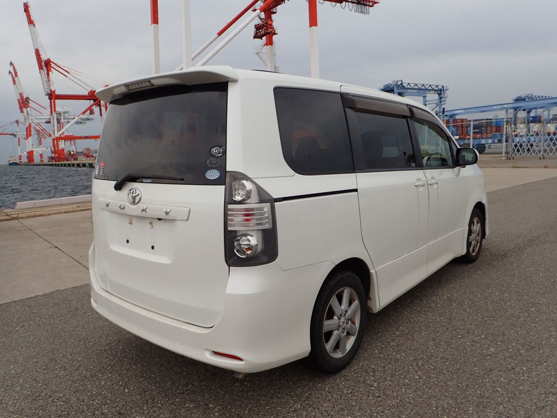 Vehicle SU00001147 large view 6