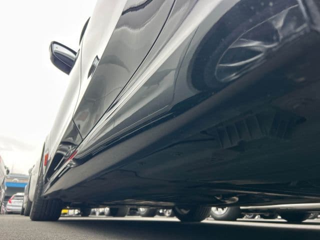 Vehicle SU00001140 large view 17