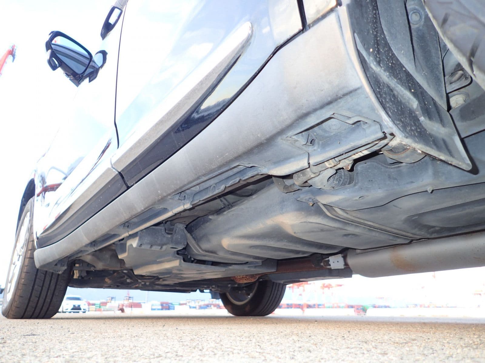 Vehicle SU00001126 large view 19