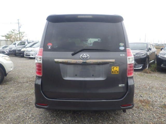 Vehicle SU00001146 large view 5