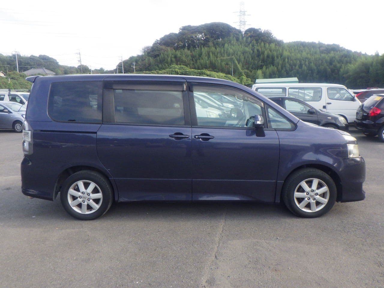 Vehicle SU00001137 large view 7