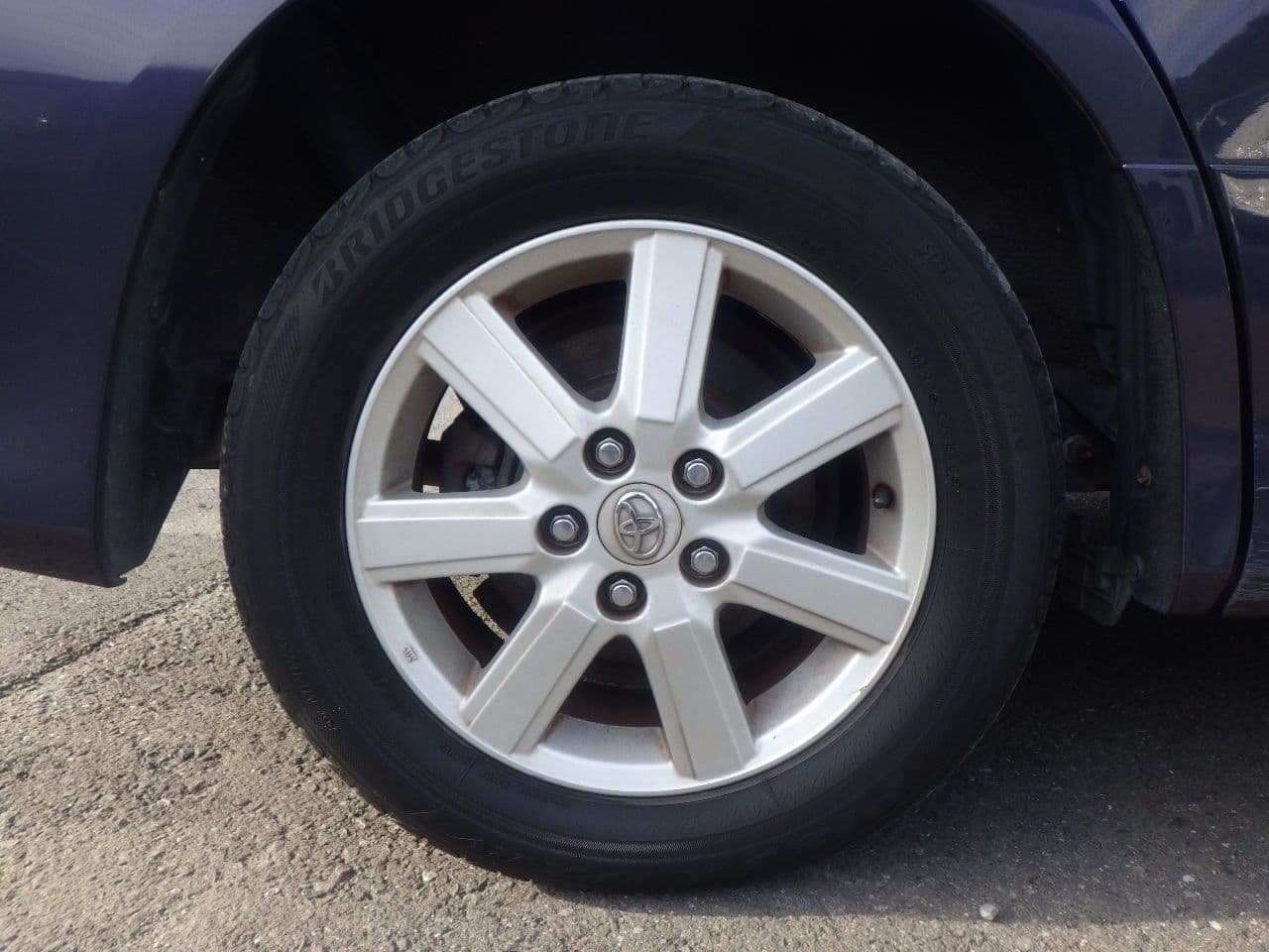 Vehicle SU00001137 large view 11