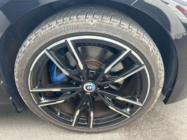 Vehicle SU00001140 large view 12