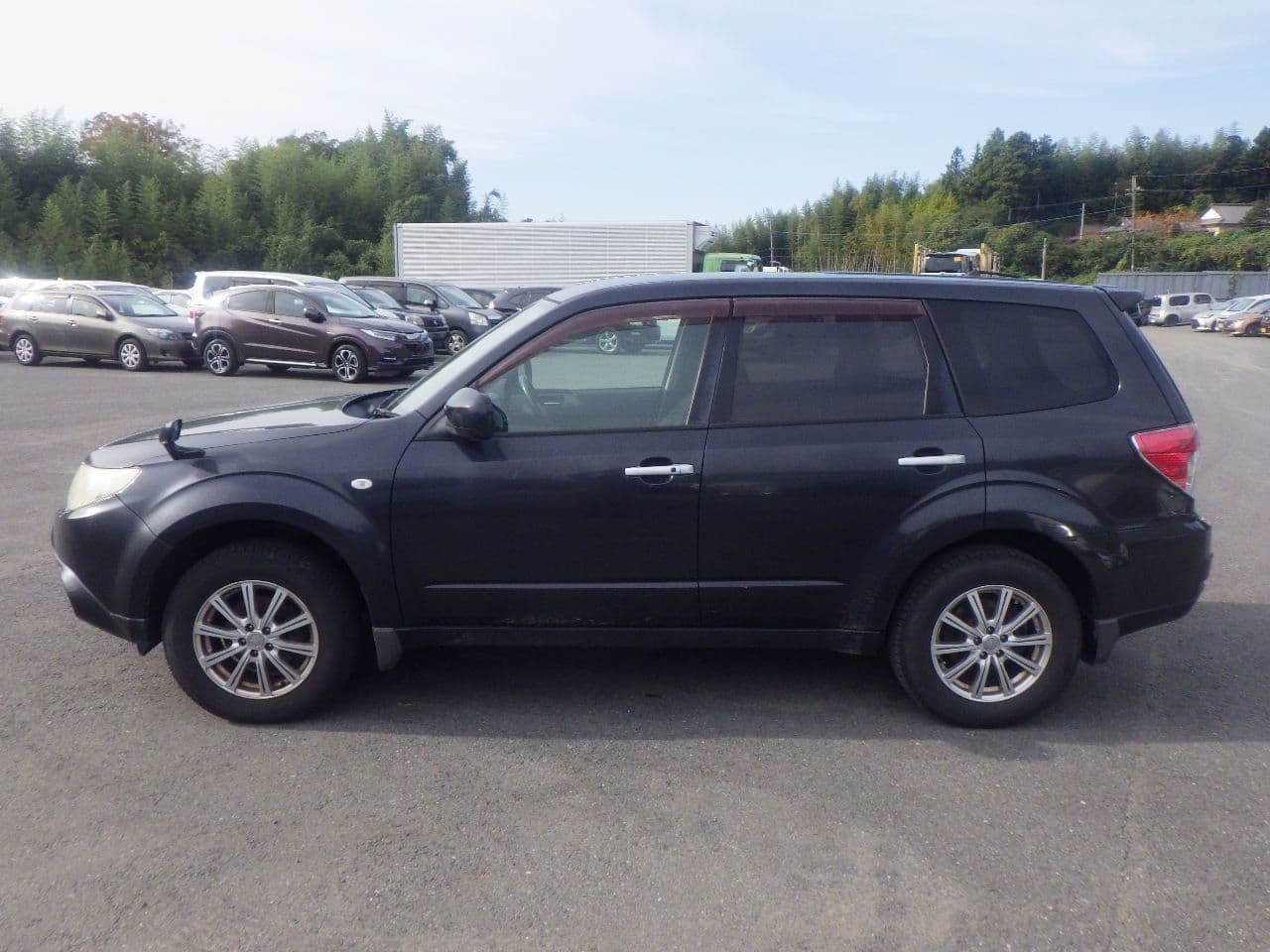 Vehicle SU00001119 large view 3