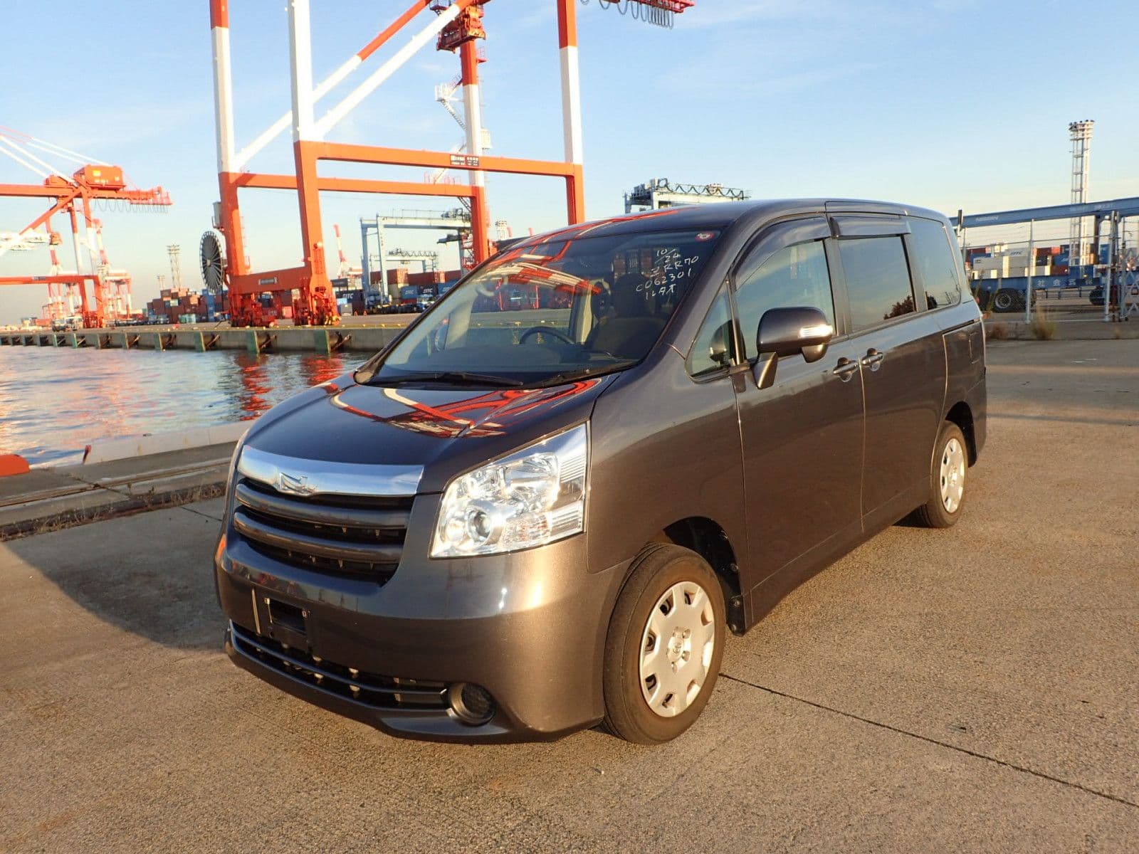 Vehicle SU00001133 large view 2