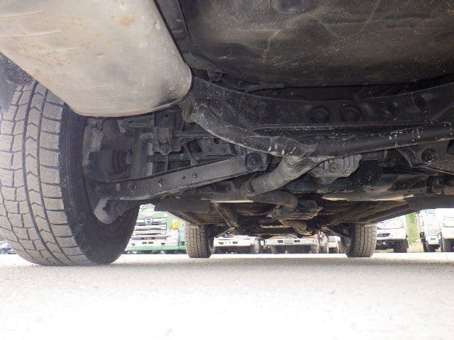 Vehicle SU00001192 large view 15