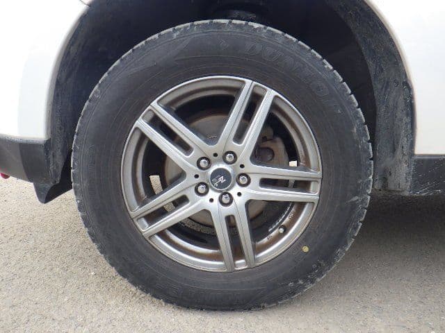 Vehicle SU00001192 large view 9