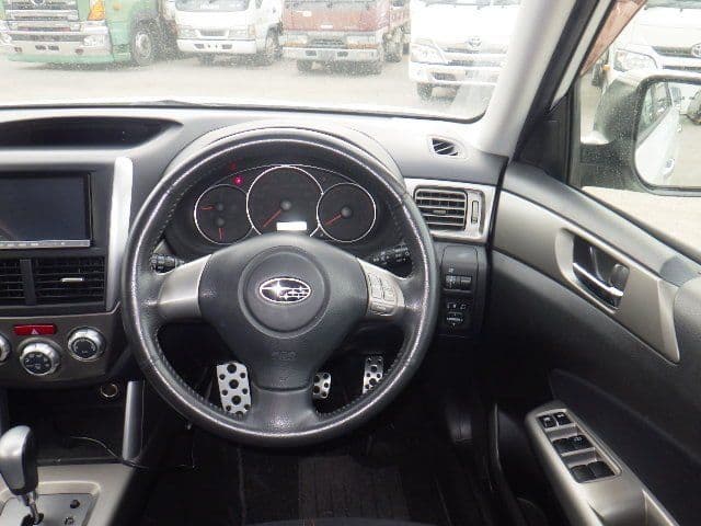 Vehicle SU00001192 large view 25