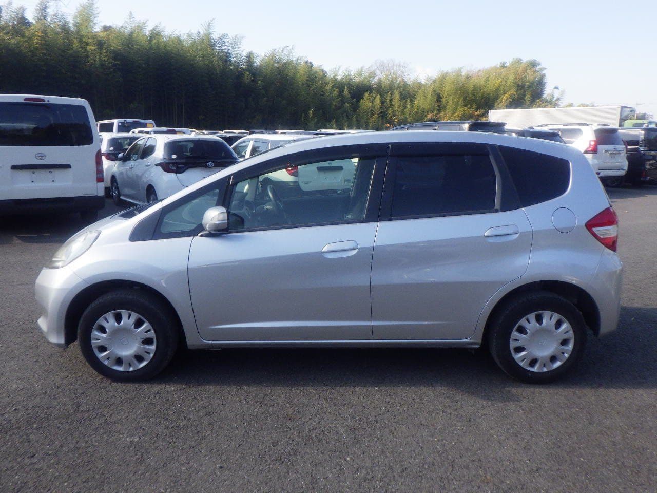 Vehicle SU00001176 large view 2