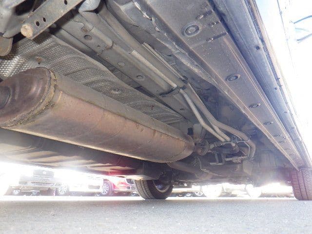 Vehicle SU00001198 large view 18