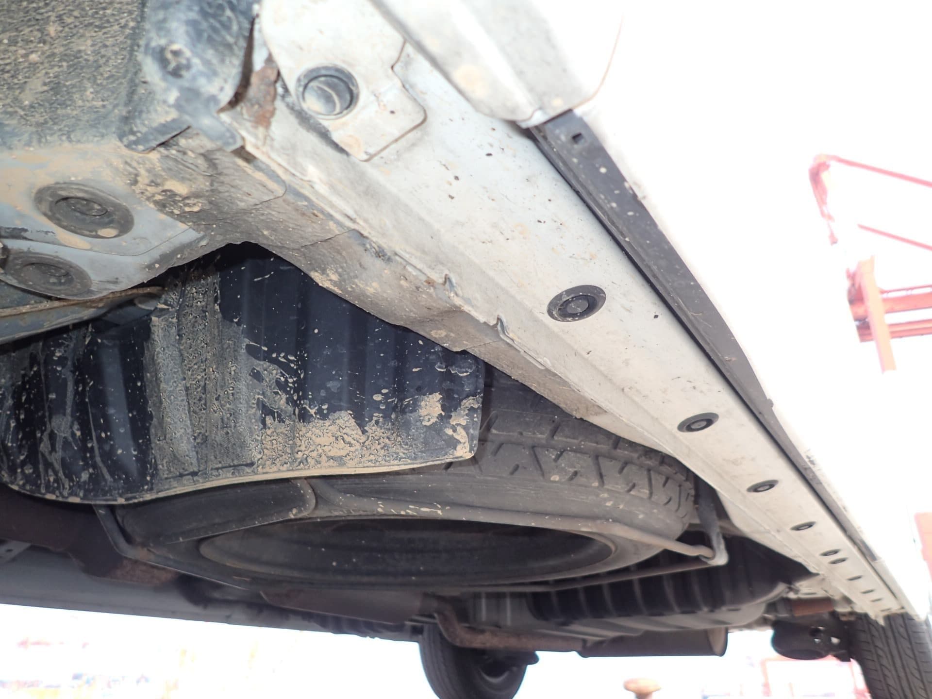 Vehicle SU00001200 large view 18