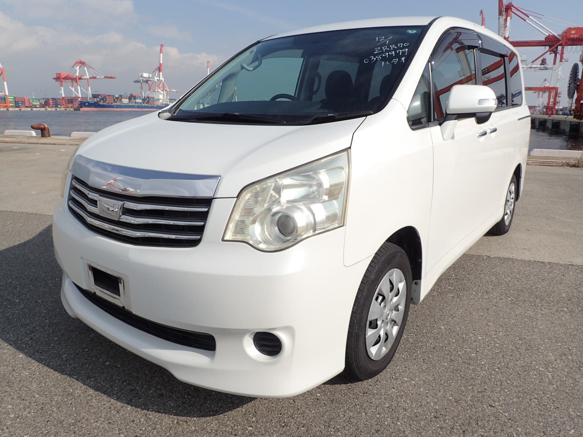 Vehicle SU00001200 large view 2