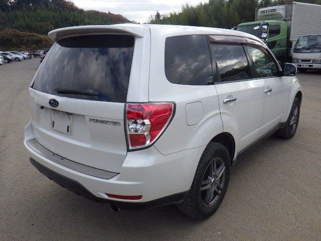 Vehicle SU00001192 large view 5