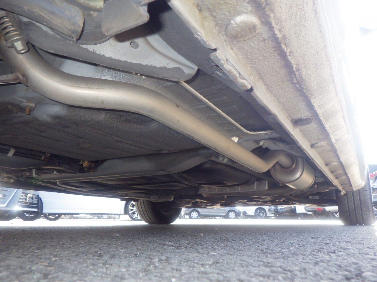 Vehicle SU00001176 large view 17