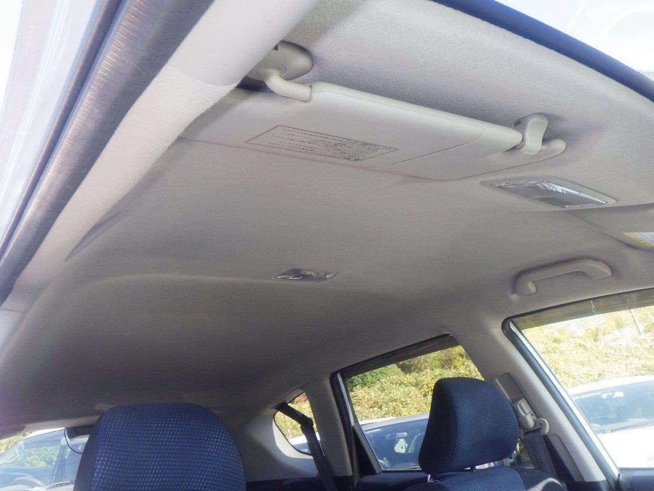 Vehicle SU00001176 large view 26