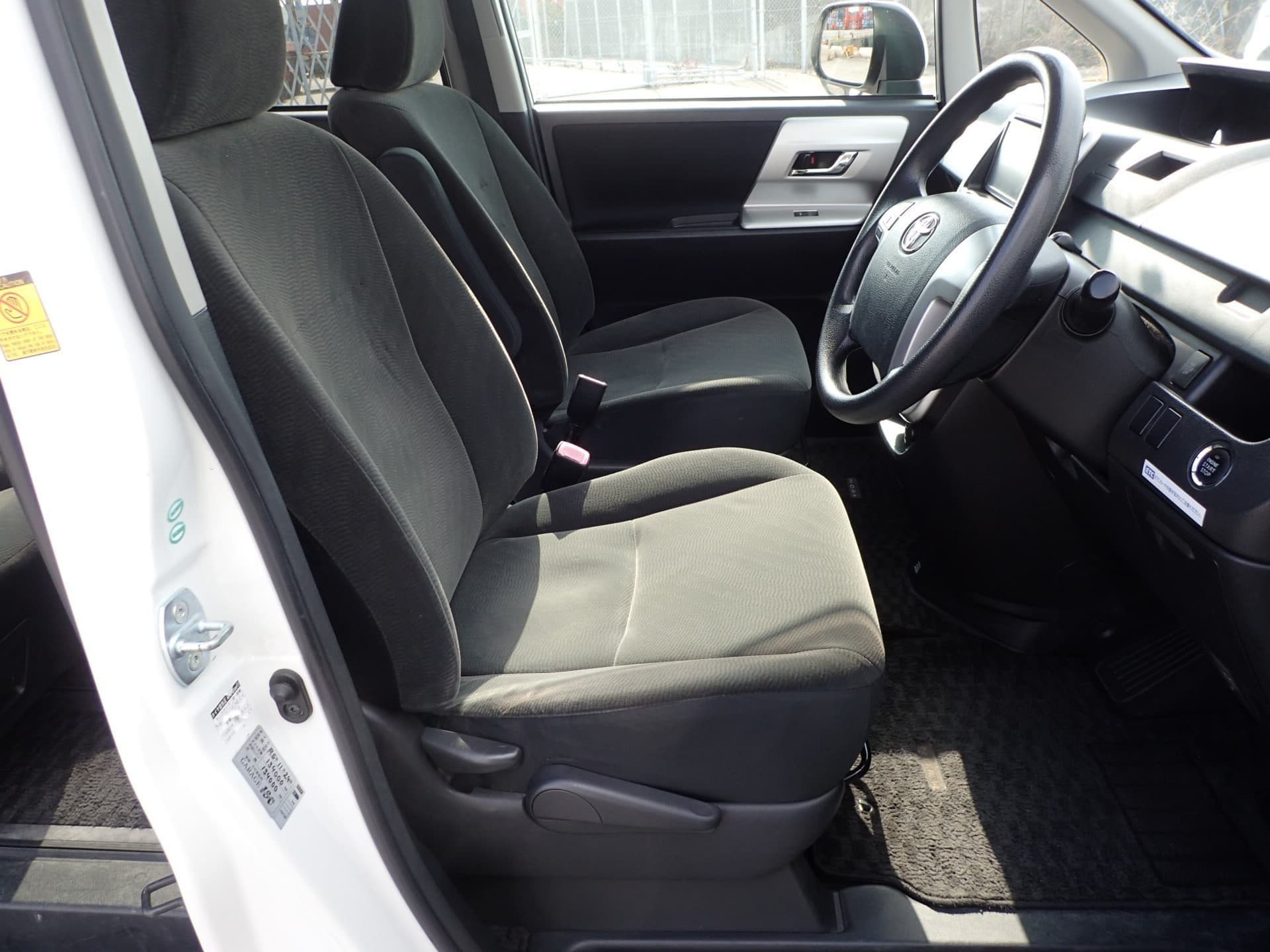 Vehicle SU00001200 large view 22