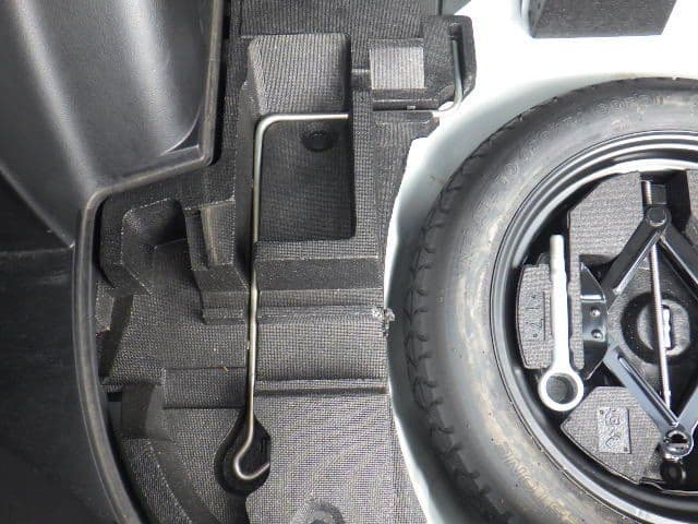 Vehicle SU00001192 large view 33