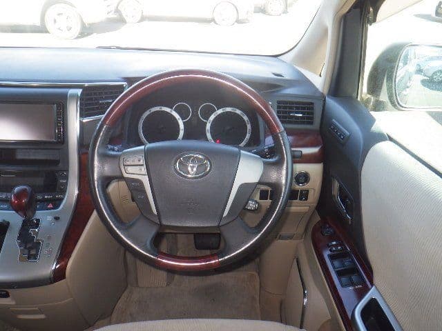 Vehicle SU00001198 large view 27