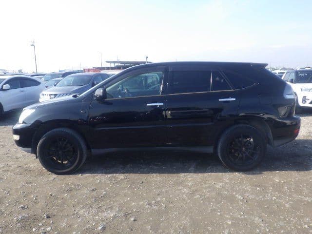 Vehicle SU00001207 large view 3