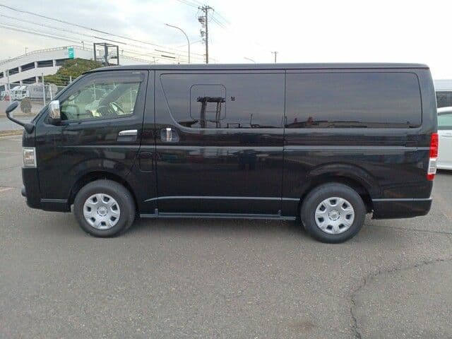 Vehicle SU00001257 large view 3