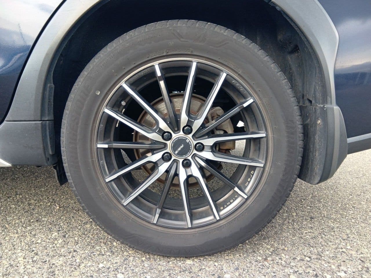 Vehicle SU00001256 large view 10