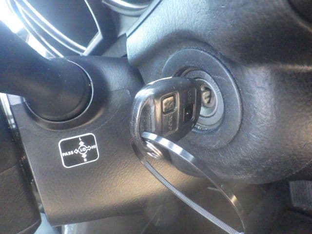 Vehicle SU00001207 large view 33