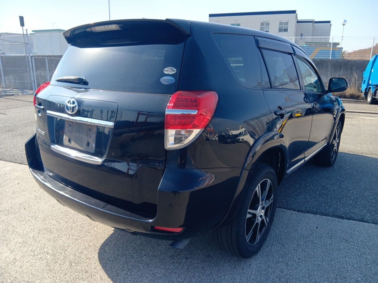 Vehicle SU00001238 large view 5