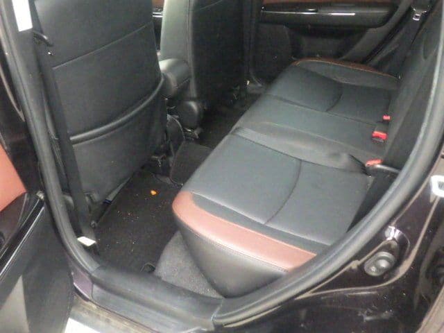 Vehicle SU00001301 large view 25