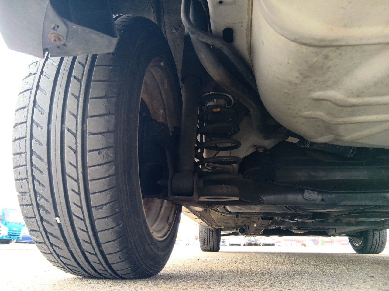 Vehicle SU00001296 large view 15