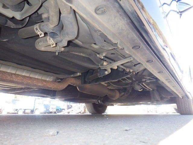 Vehicle SU00001264 large view 17